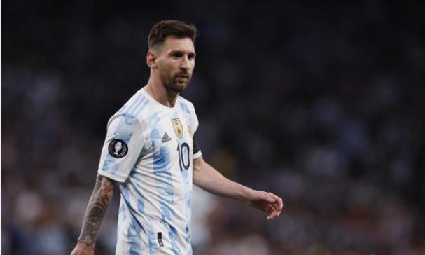 小米夺中国智能手环线上第一：份额独占64%遥遥领先